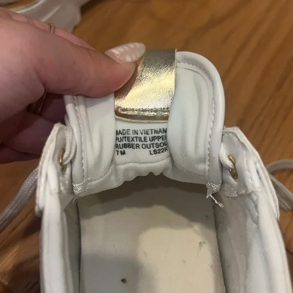 Michael Kors Women’s Muse Trainers - Picture 10 of 10